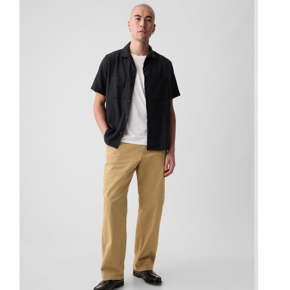 NWT Gap '90s Loose Khakis Mens pecan color size 42/30